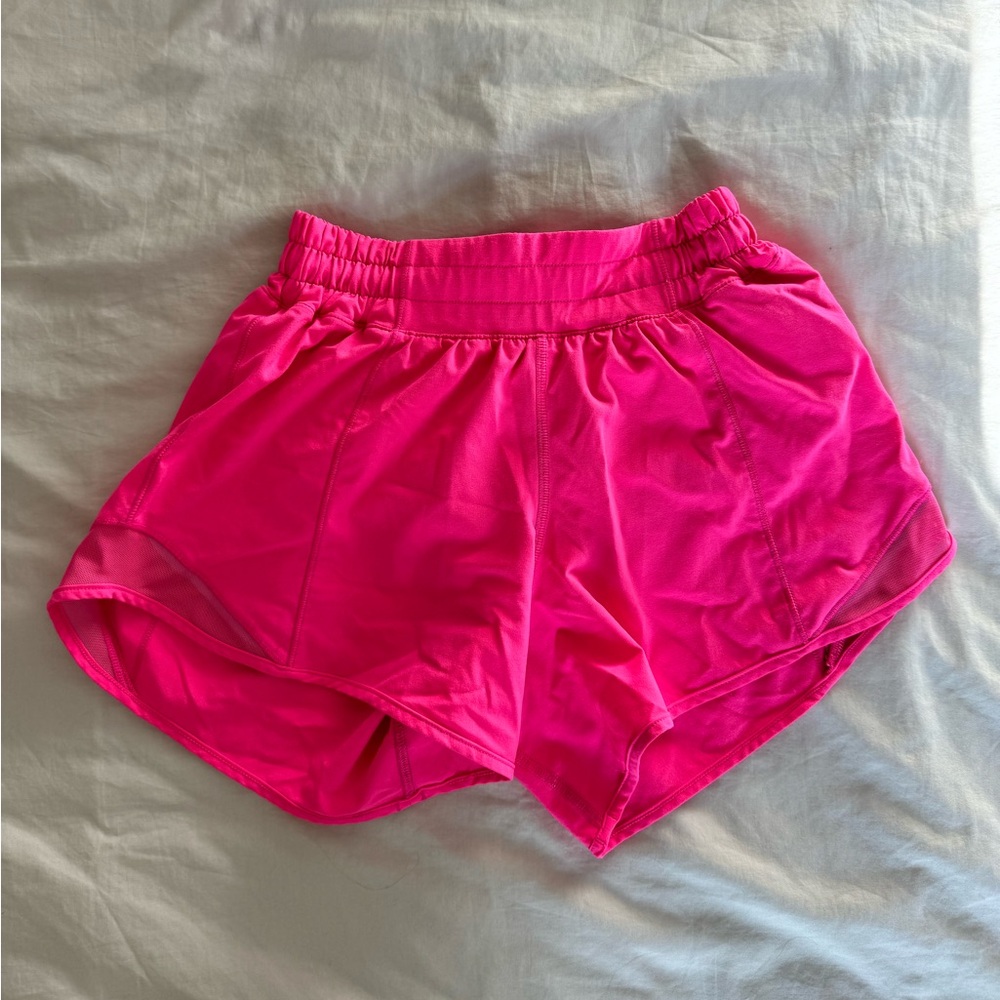 lululemon hotty hot high rise shorts 4” Size 2